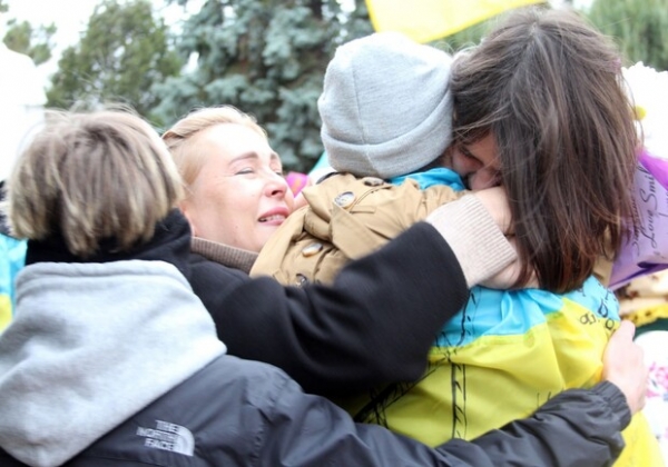 В Одесской области встретили семь защитников, вернувшихся из российского плена