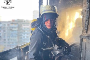 На Таирова загорелась квартира после неосторожного курения 