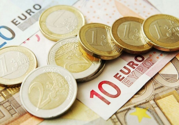 Курс валют в Украине 4 января 2023 года: сколько стоит доллар и евро