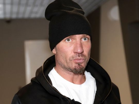 У олімпійського чемпіона з росії з ампутованими пальцями та стопами вражений мозок