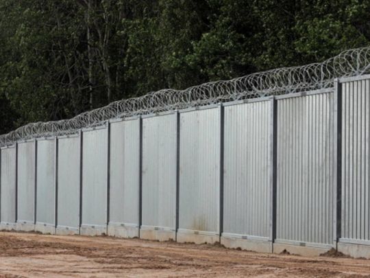 Польща вже побудувала майже 107 кілометрів стіни на кордоні з росією