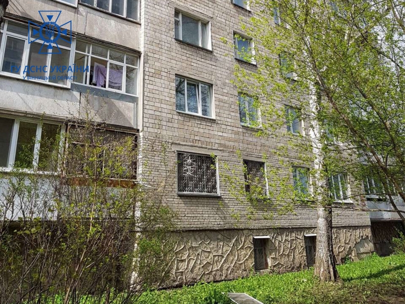 У Вінниці трирічна дитина залишилася живою після падіння з шостого поверху