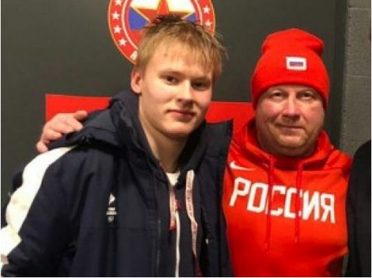 Вийшов з квартири та зник: батька рекордсмена збірної росії з хокею знайшли мертвим
