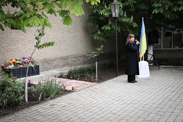 В Одесской области открыли мемориальную доску погибшему защитнику Мариуполя 
