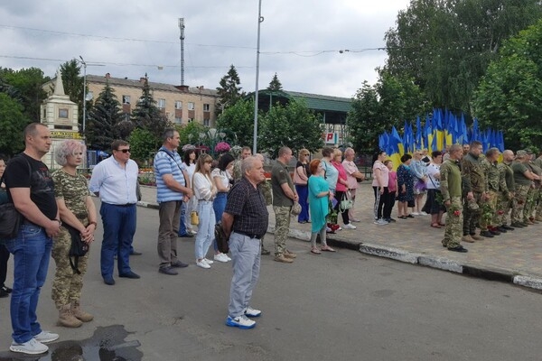 В Одесской области попрощались с погибшим воином Дмитрием Боровским 