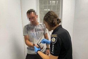 В Одесской области пьяный водитель насмерть сбил пожилую женщину и скрылся с места аварии