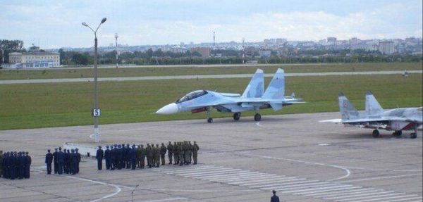 Атака на аеродром в Курську: знищено керівництво авіаполку росії