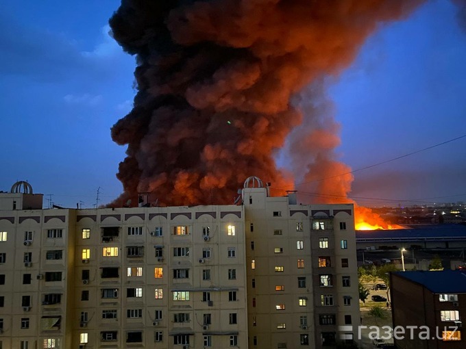 Блискавка могла бути причиною потужного вибуху в Ташкенті: є загиблі та поранені (фото, відео)