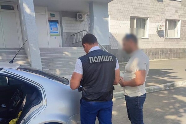 В Одесской области чиновник присвоил семь миллионов гривен, выделенных на строительство канализации