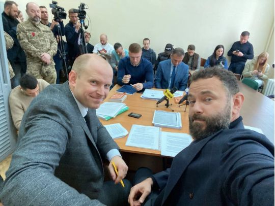 Буде зобов’язаний носити електронний браслет: Дубінського помістили під домашній арешт