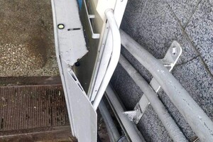 Вандалы повредили еще один электроподъемник в Одессе 