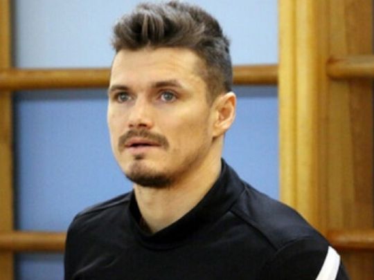 У стилі Зідана: футболіст українського клубу вдарив головою арбітра в груди під час матчу (відео)
