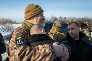 Из российского плена вернулись домой восемь пограничников из Одесской области