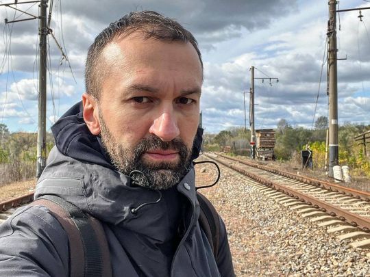 Країни ЕС повинні припинити підтримувати біженців, щоб вони повернулись в Україну, — радник голови Офісу президента