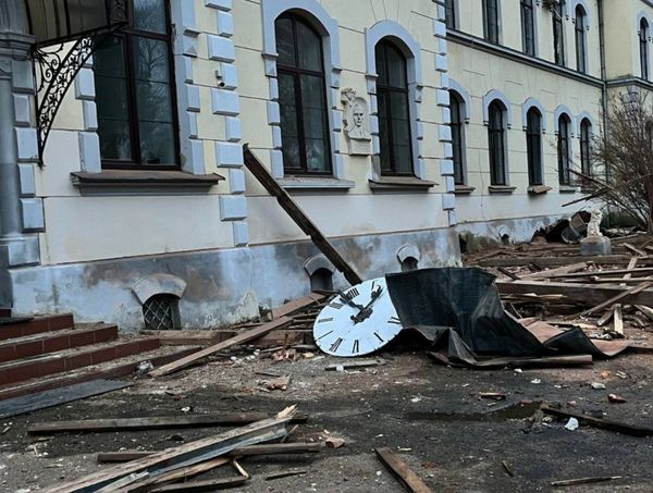 Намагаються знищити навіть пам’ять: у Львові після атаки дронів рф згорів музей Шухевича