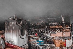 В Киевском районе Одессы вспыхнул пожар в торговом павильоне: подробности