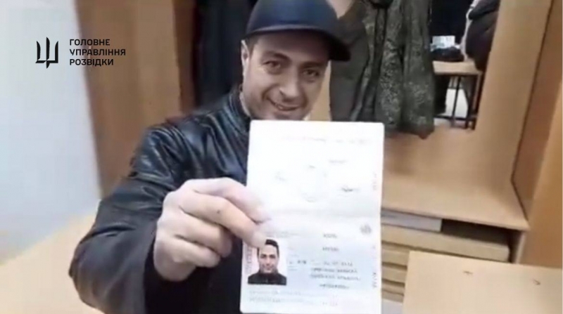 Заманюють роботою в Якутії та Бурятії: ГУР показало, як росіяни вербують найманців у Сирії для війни в Україні (відео)