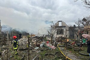 РФ нанесла ракетный удар по частному сектору Одессы: есть разрушения, среди пострадавших трехлетний ребенок (обновлено)  