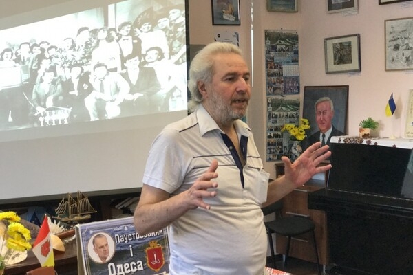 Ушел из жизни еще один член команды КВН "Одесские джентльмены" Александр Теплицкий