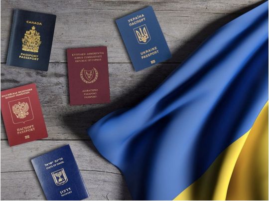 Виїзд з України чоловіків з подвійним громадянством: прикордонники зробили важливе роз’яснення