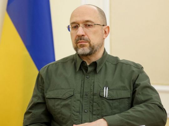 Шмигалю час звітувати: ЗМІ назвали ключові провали премʼєра за 4,5 року на посаді