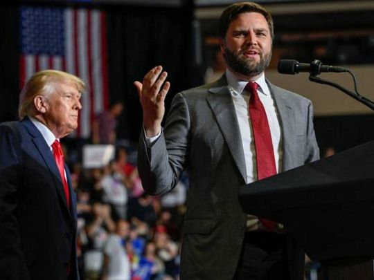 Трамп отримав перемогу в суді, став офіційним кандидатом і назвав свого обранця на пост віцепрезидента США: чому це може бути проблемою для України