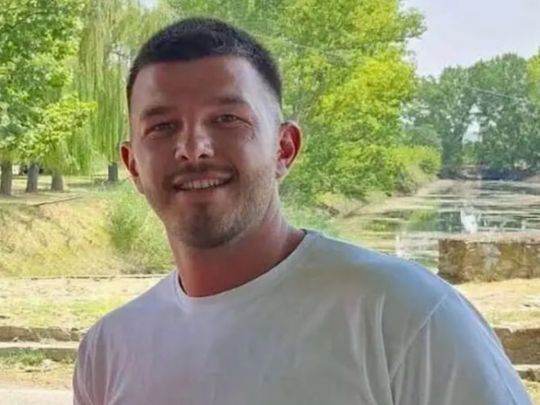 У Греції футболіст живцем згорів в авто: момент трагедії потрапив на відео