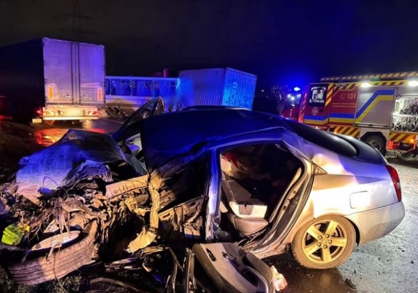 В Пересыпском районе Одессы легковушка врезалась в автобус: есть погибший и пострадавшие