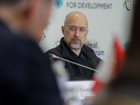 Бути чи не бути: Шмигаль поставив крапку у питанні щодо відновлення авіасполучення в Україні