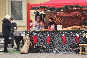 В Одессе открыли рождественские ярмарки в Кирхе и Пассаже: фотоотчет