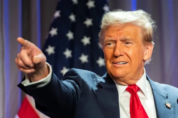 Трамп пригрозил 100% тарифами странам БРИКС в случае попытки заменить доллар