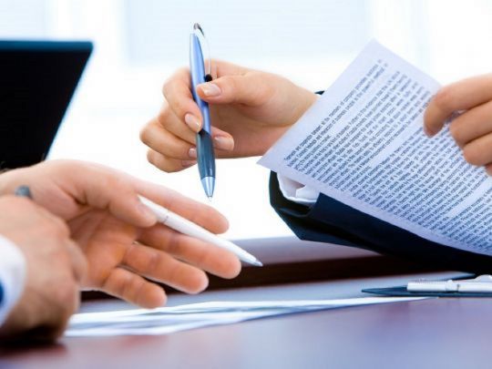 Договір дарування або заповіт: у чому різниця і чому віддати перевагу