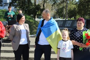 Был в плену более тысячи дней: в Одесскую область вернулся защитник Украины