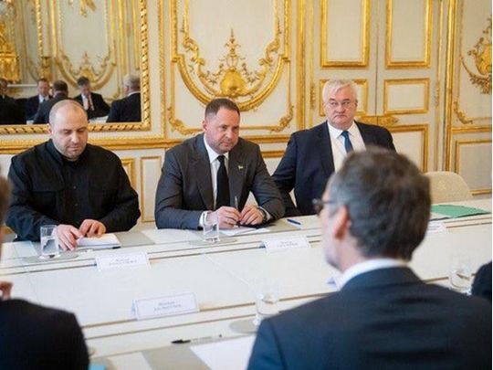 Переговори в Лондоні: у США заявили про розбіжності з Україною