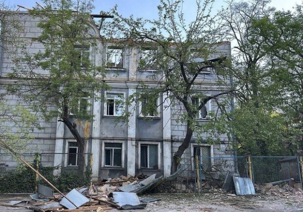 В Одессе демонируют разрушенные в результате российских атак дома: какие именно