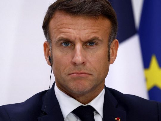 Мир або санкції: Макрон поставив Кремль перед вибором